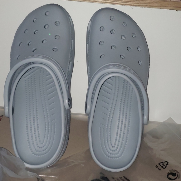 Crocs - Picture 2 of 4